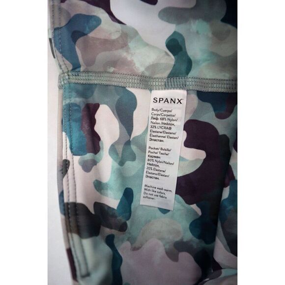 SPANX 50209R Women Sz XS Painted Camo Pink Multi Active Printed 7/8 Leggings - Picture 5 of 13